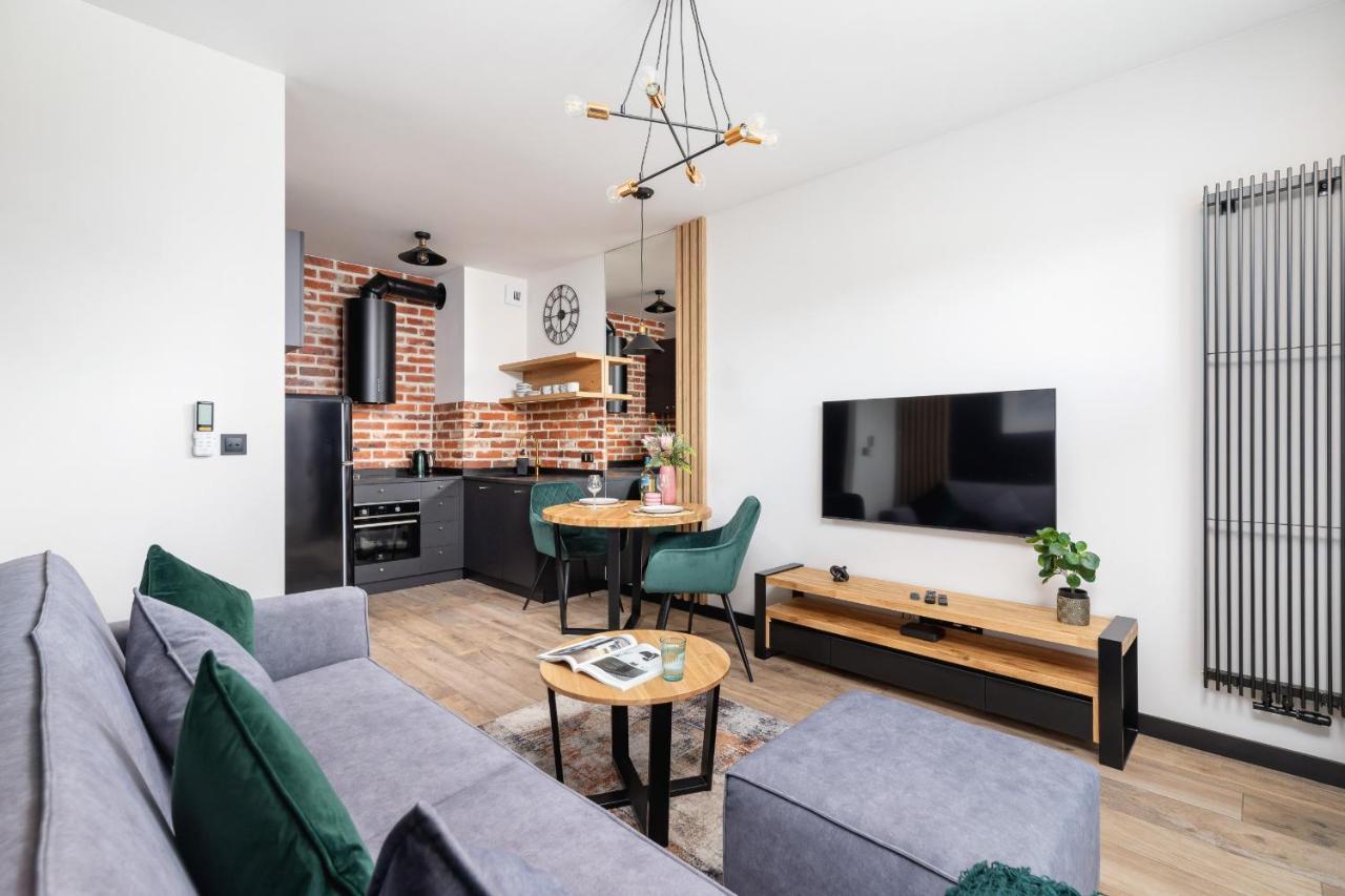 Solaris Park Apartment Tauron Arena By Renters Prestige Краков Экстерьер фото