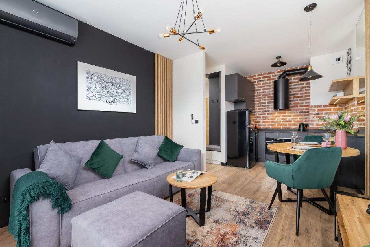 Solaris Park Apartment Tauron Arena By Renters Prestige Краков Экстерьер фото